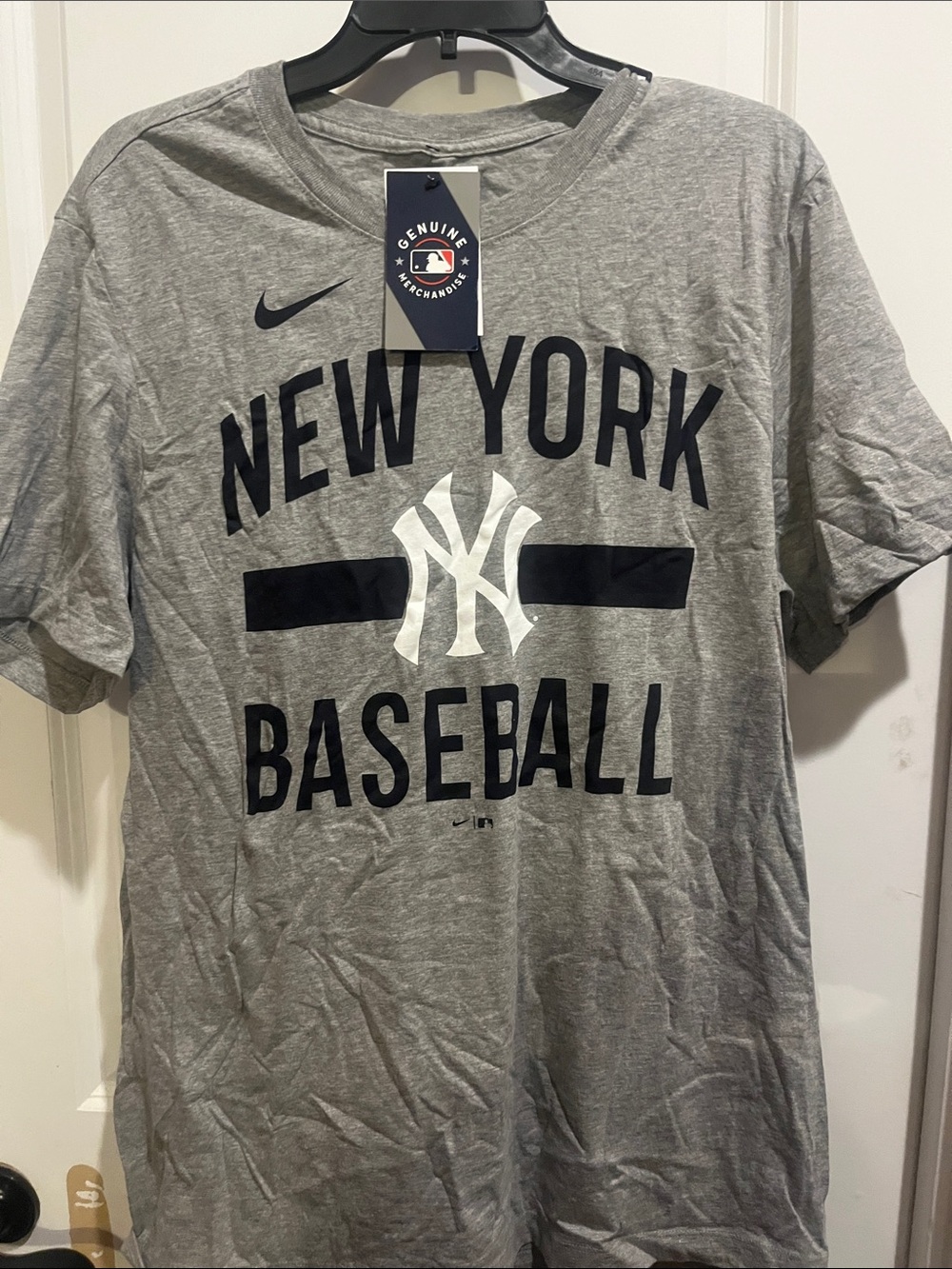 Nike Gray New York Yankees Baseball Tee with Navy Logo
